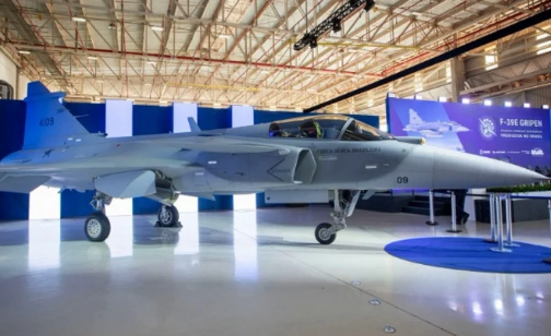 البرازيل تكشف تصنيع مقاتلة أسرع من الصوت