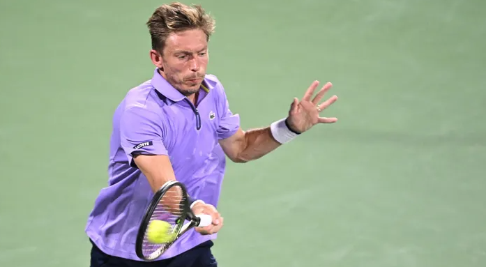 اعتزال صاحب أطول مباراة في تاريخ التنس